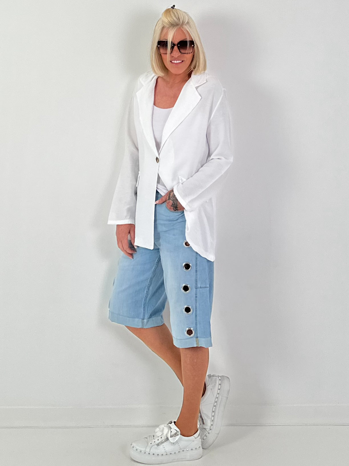 Lichte blazer met kleppen - wit