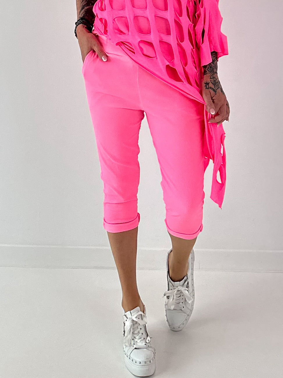Capri Hose mit Bindeband - neonpink