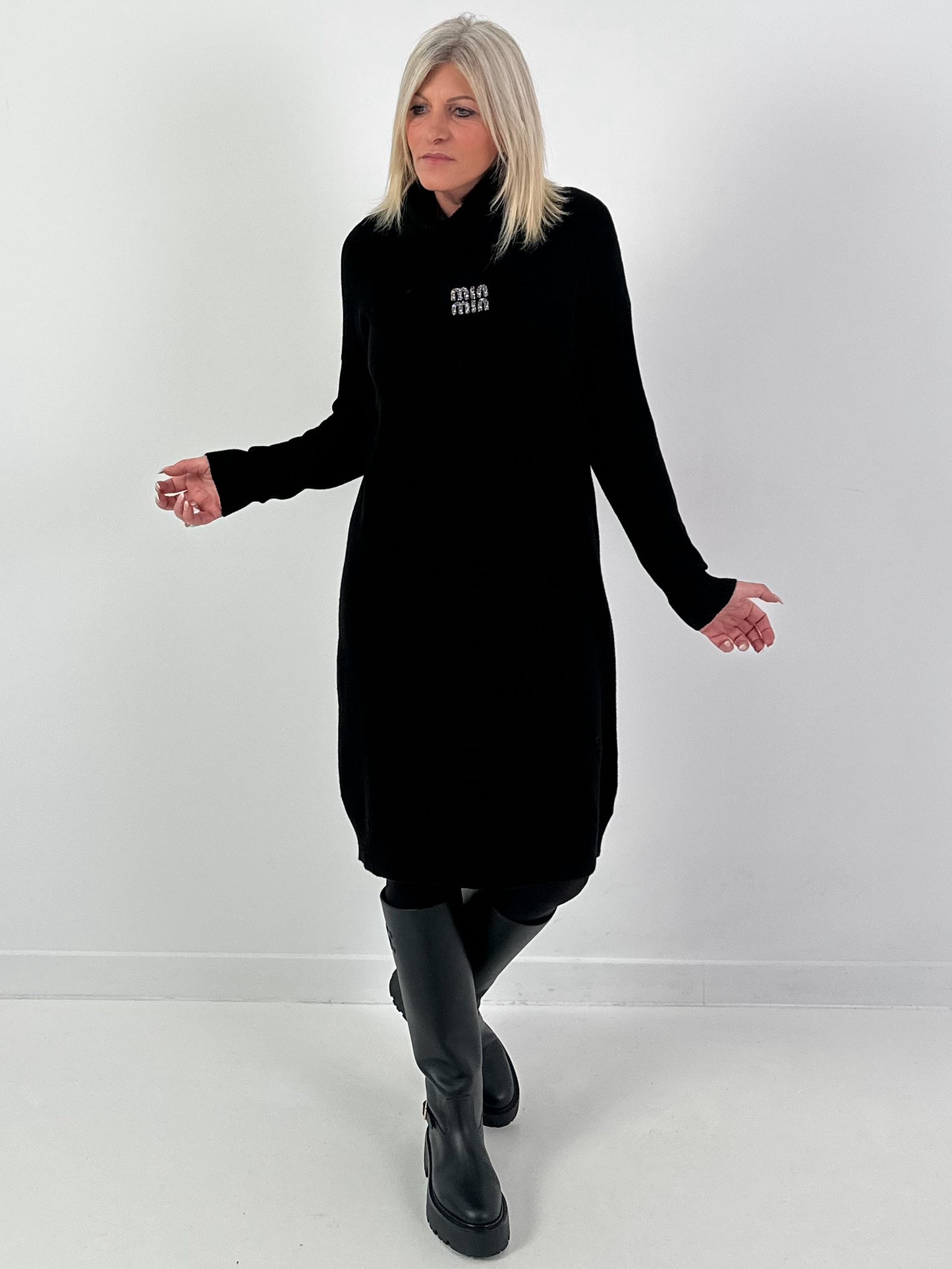 Strickkleid Modell "Shine Story" - schwarz