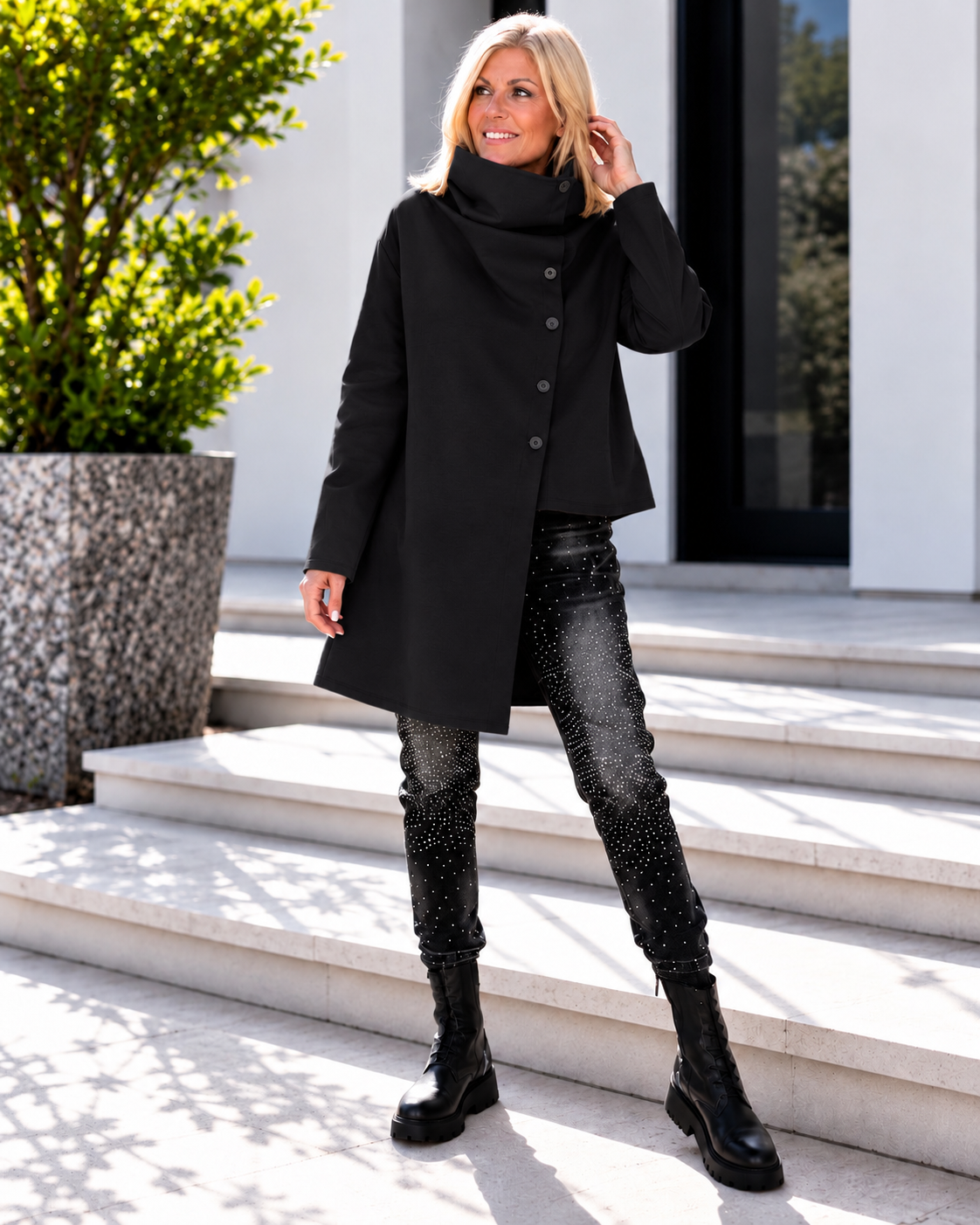 Stylischer asymmetrischer Blazer - schwarz