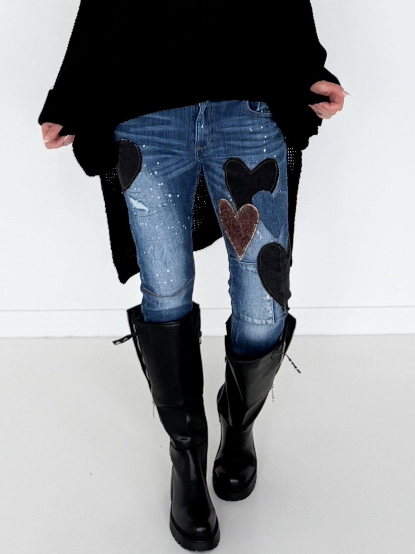 Jeans mit Herz-Patches - denim