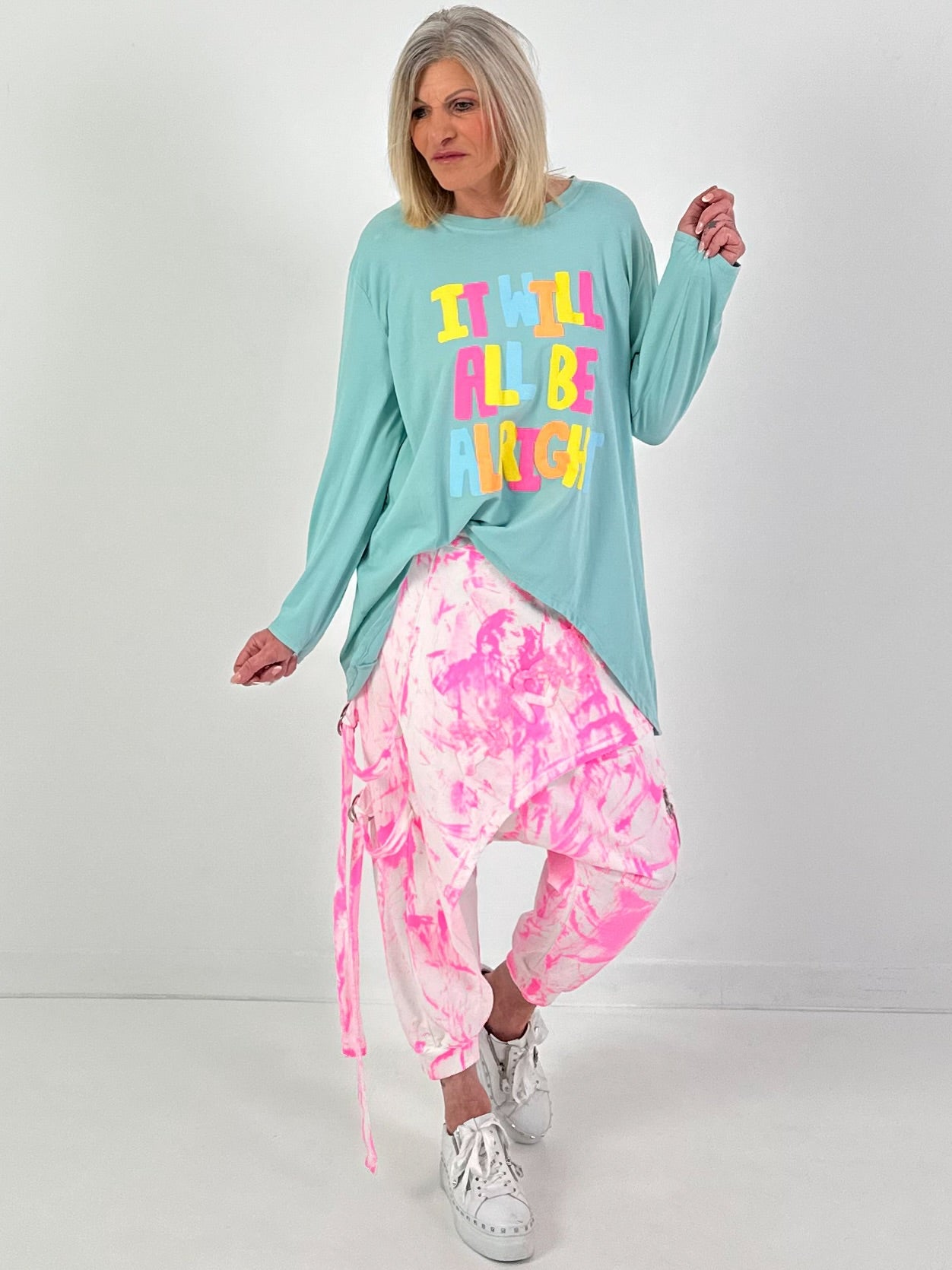 Batik-Baggy Amour - weiss-neonpink