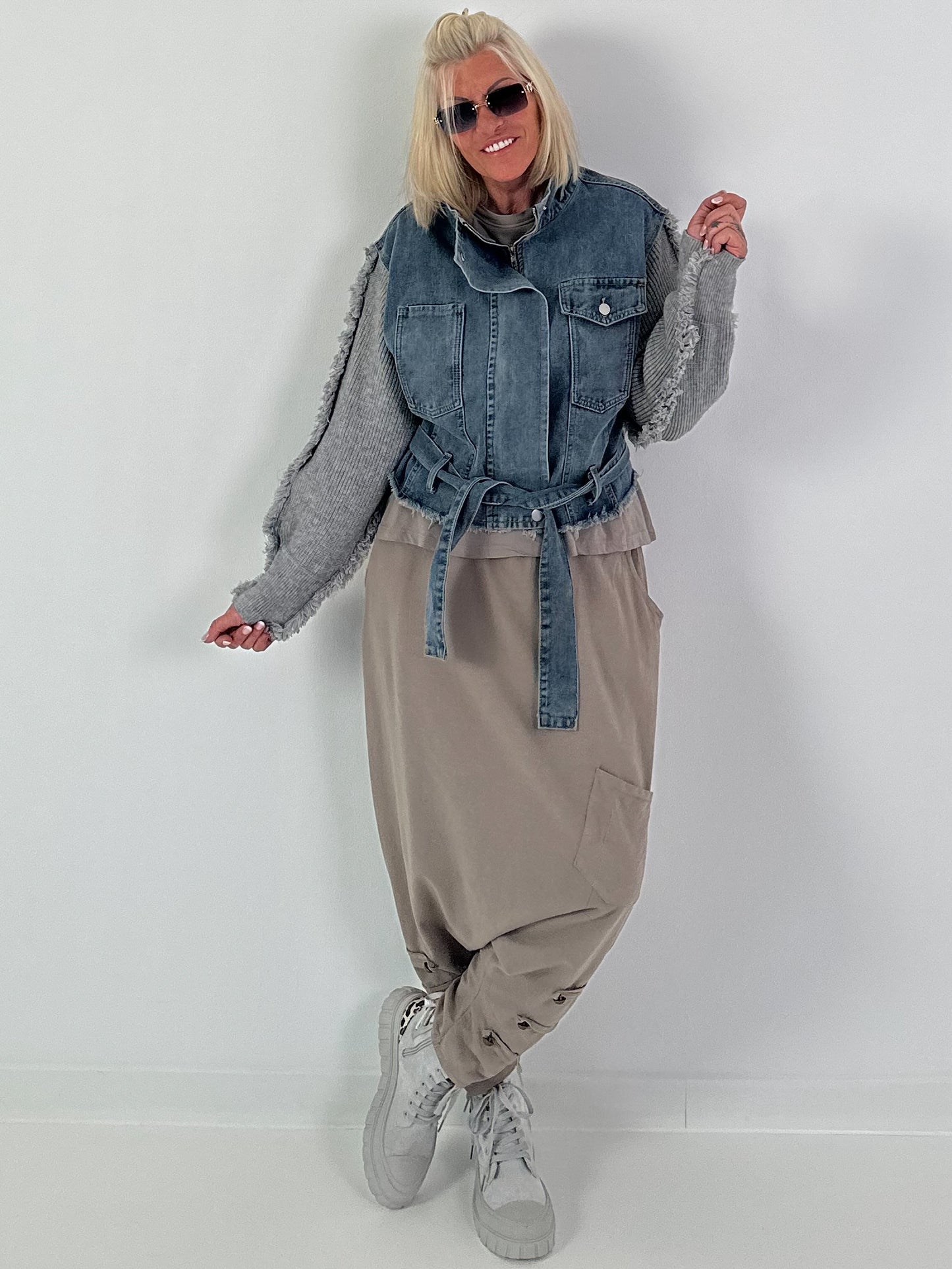 Jeansjacke mit Strickärmeln - denim-grau
