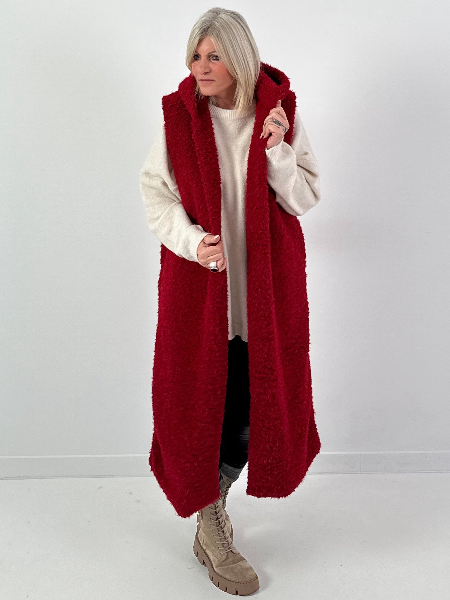 Long vest model "Leo Layers" - bordeaux