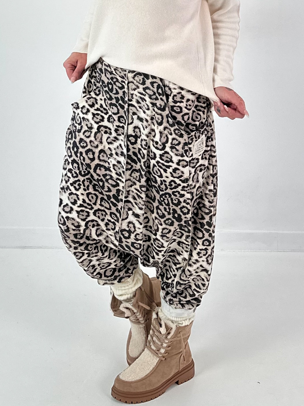 Harem pants model "Deep&amp;Wild" - beige-multicoloured