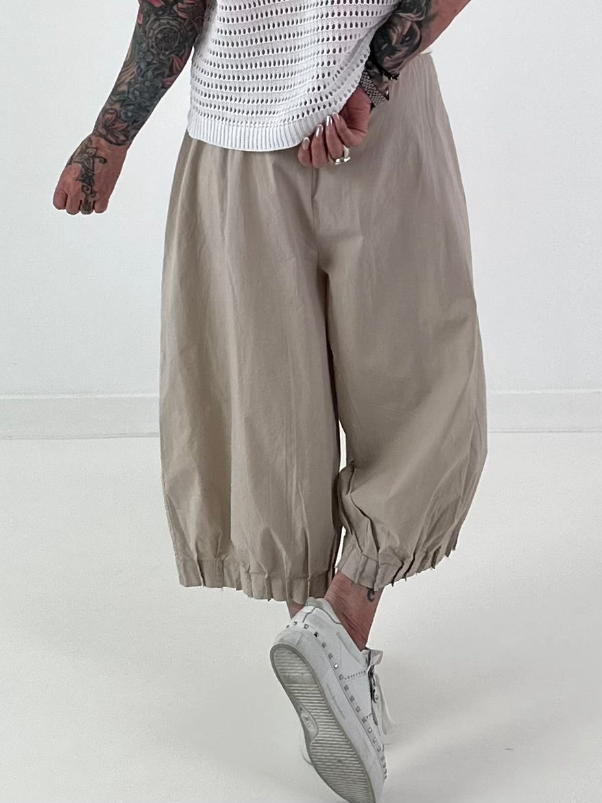Ballon Hose mit raffiniertem Beinabschluss -beige