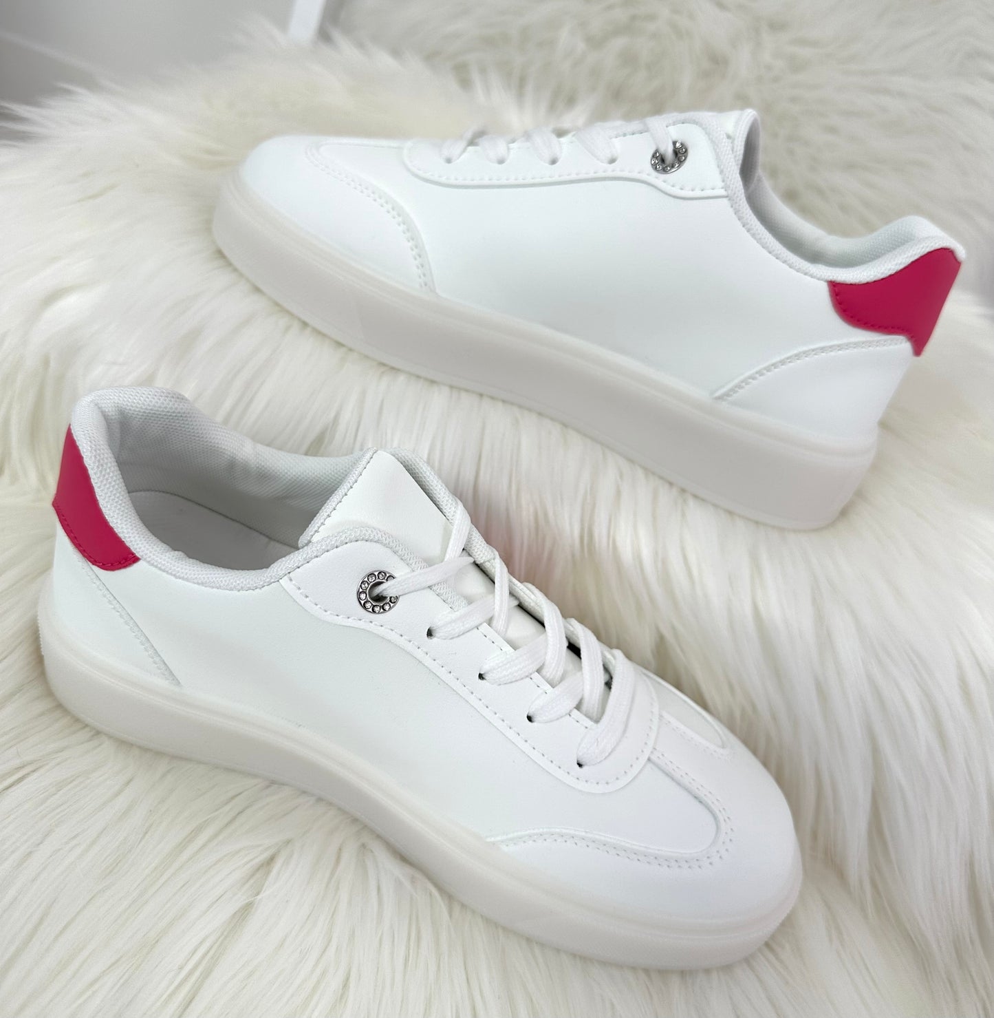 Sneaker mit bunten Streifen - weiss