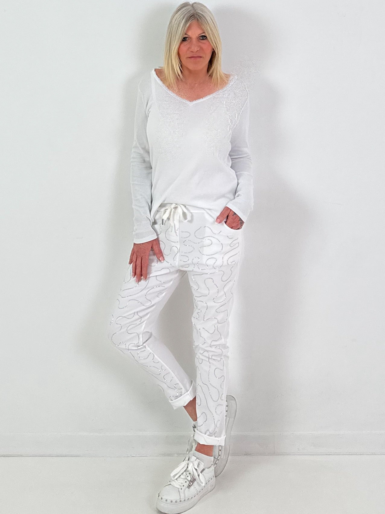 Ripp -Shirt Modell "Sweet Fringe Vibes" - weiss