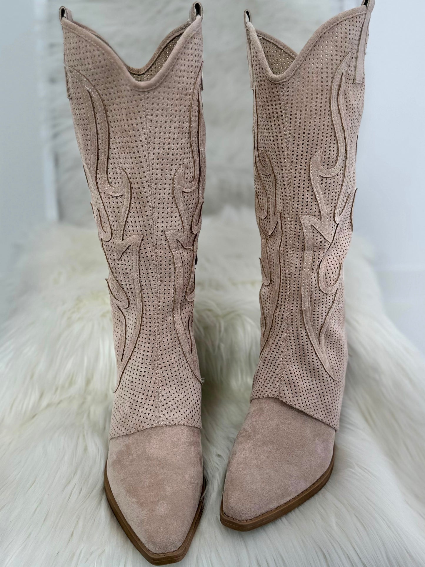 Cowboy Boots - Beige