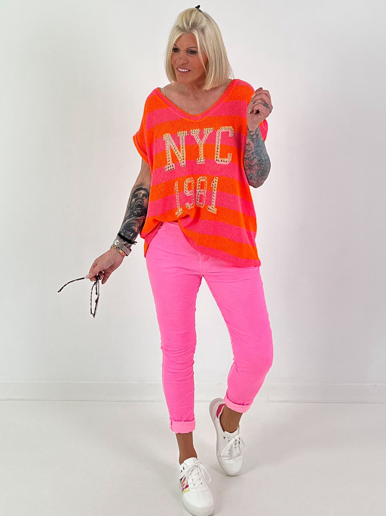 Knitted sweater with short sleeves NYC - neon orange-neon pink