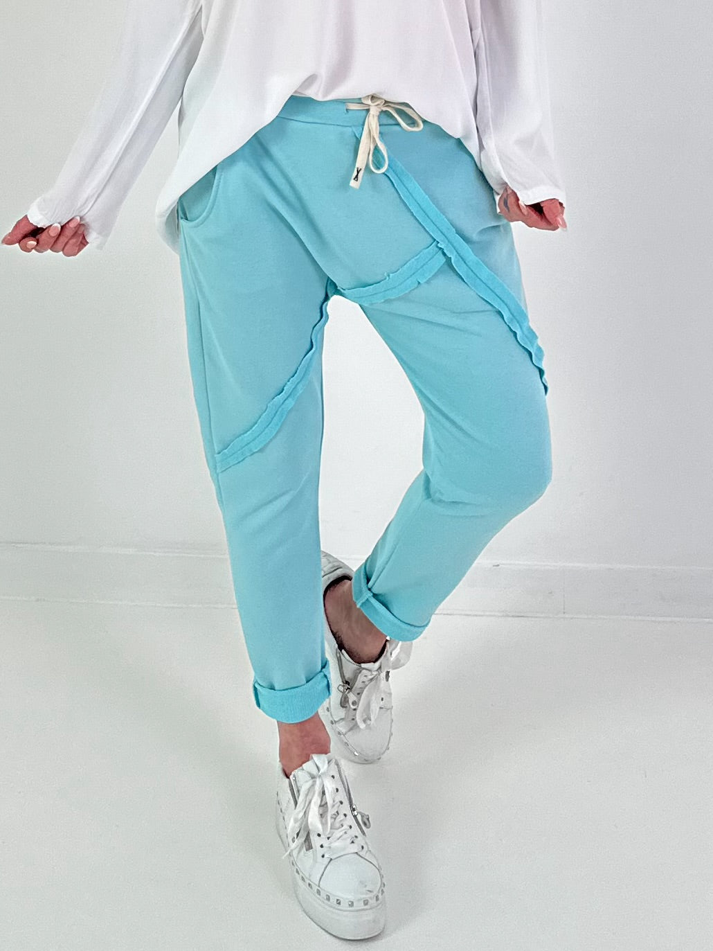 Baggy Hose mit Linksnähten - türkis