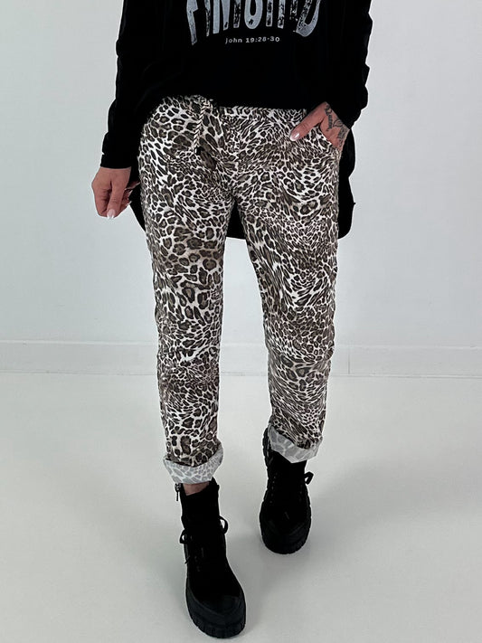 Hose mit elastischem Bund und Leo-Print - leo-weiss
