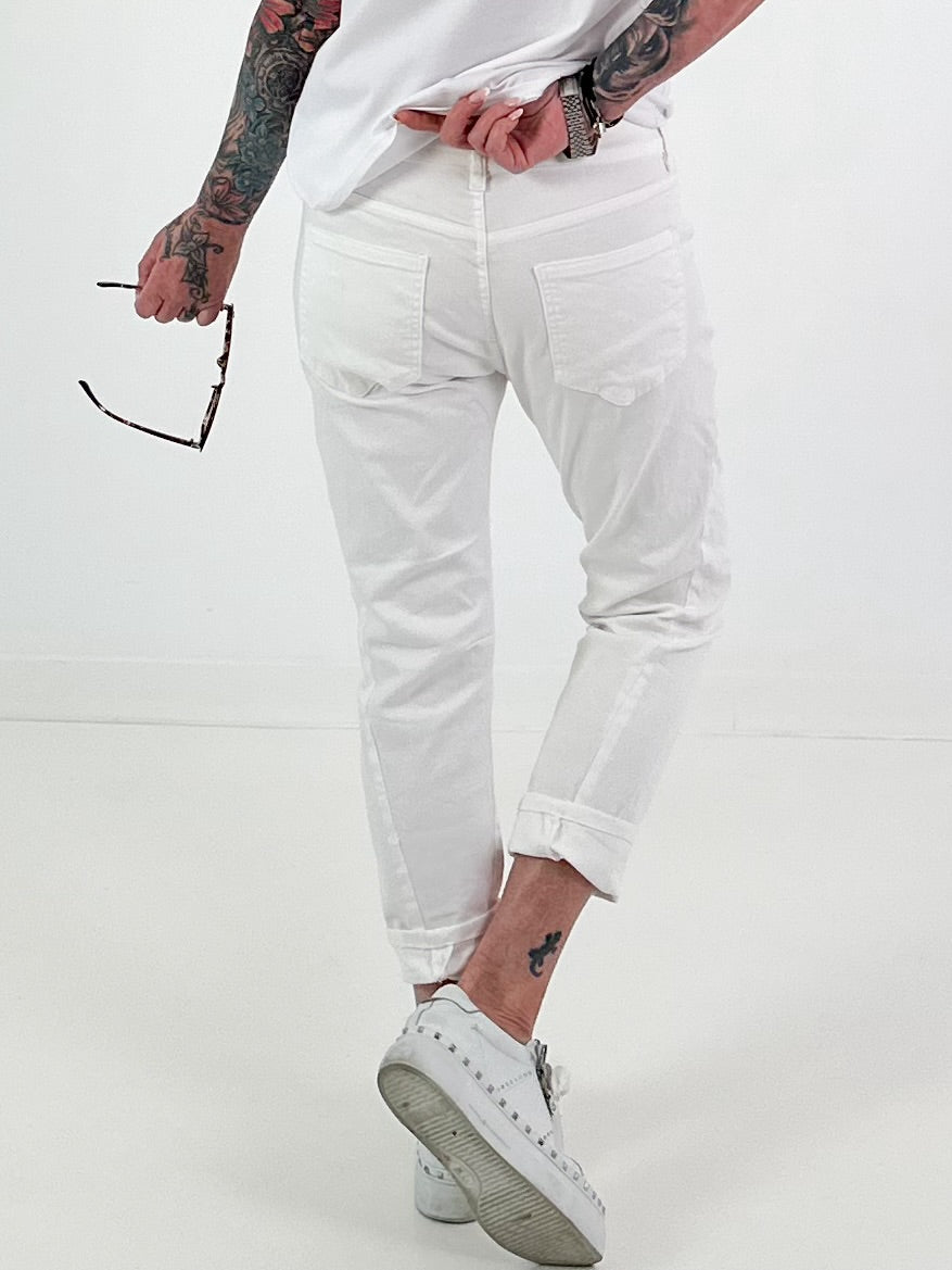 Jeans with waistband details - white