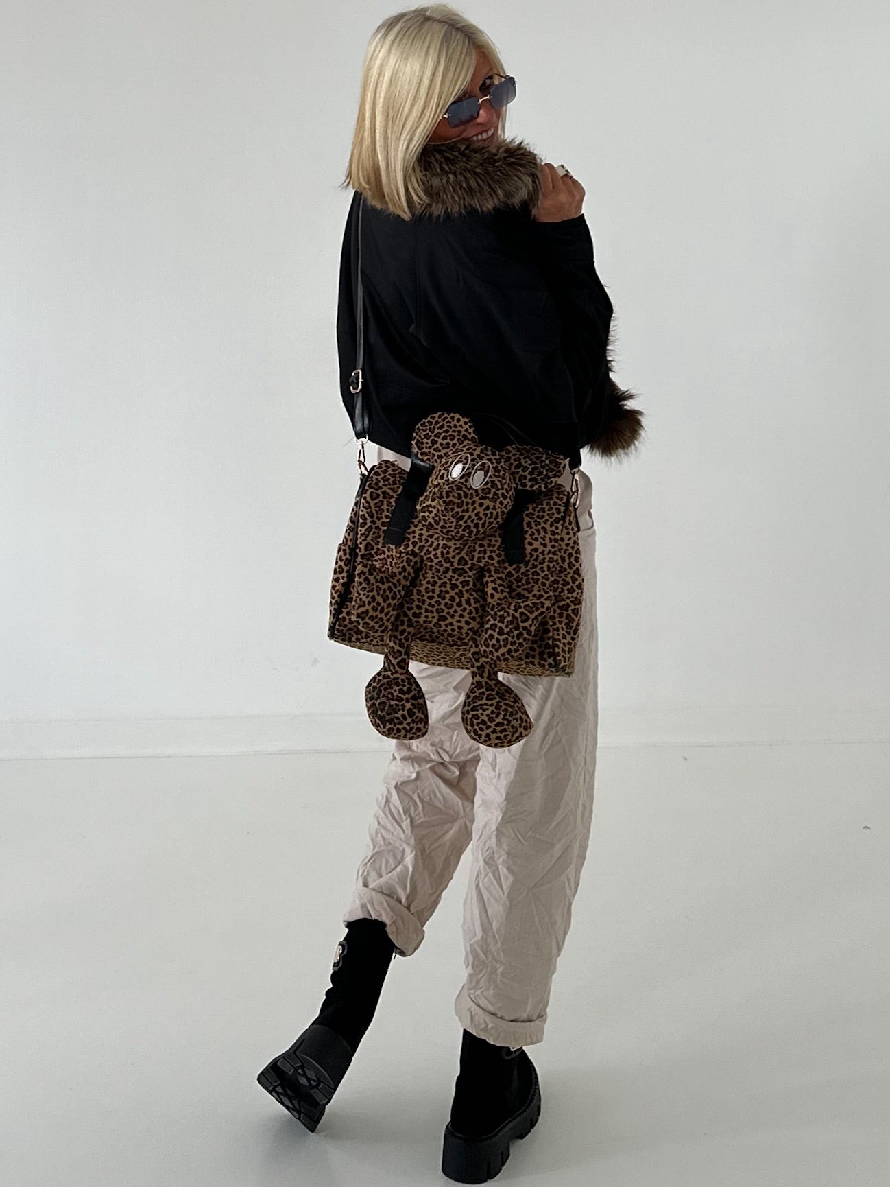 Canvas bag with special details and Speedy shape - leo