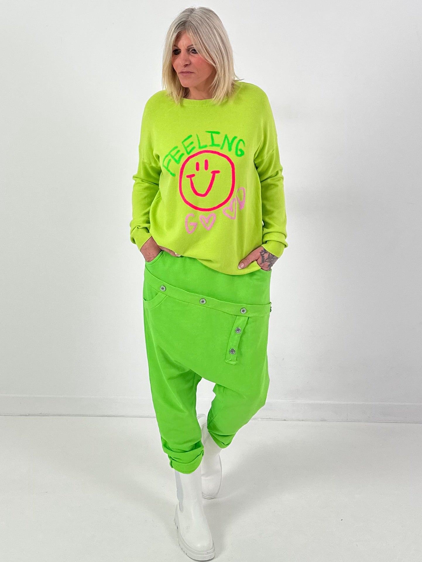 Strickpullover Modell "Feeling Good Vibes" - apfelgrün