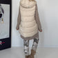 Weste mit schimmerndem Finish und Kapuze - beige