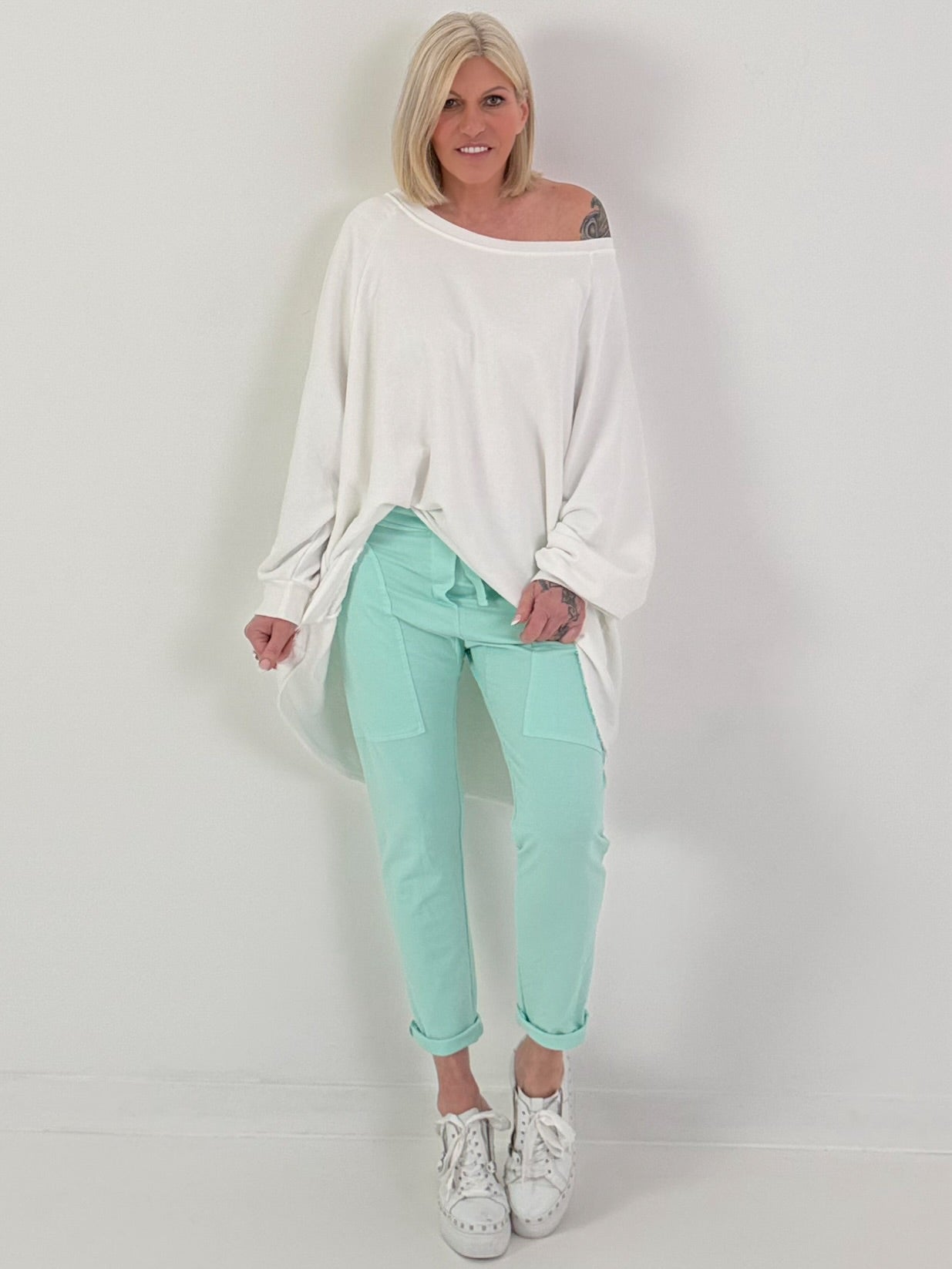 Sweatpants with large patch pockets - mint