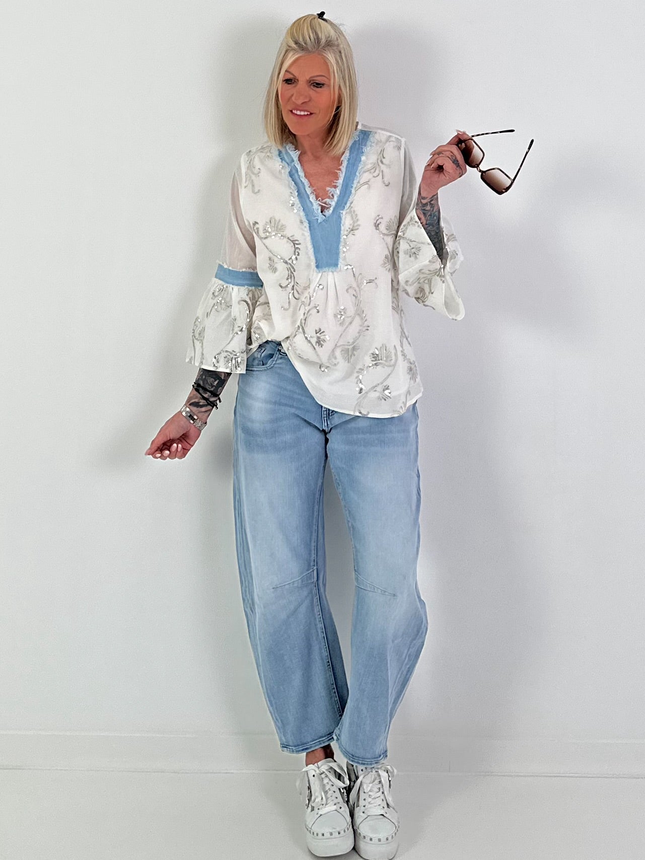 Tunika mit Pailletten und Denim-Details - weiss