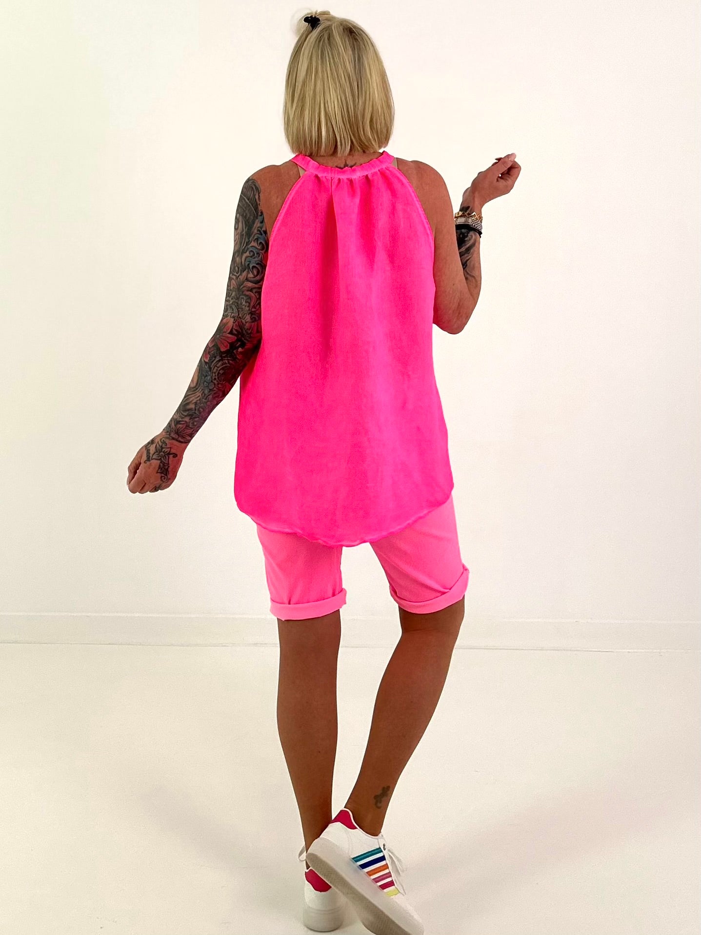 Light top - neon pink