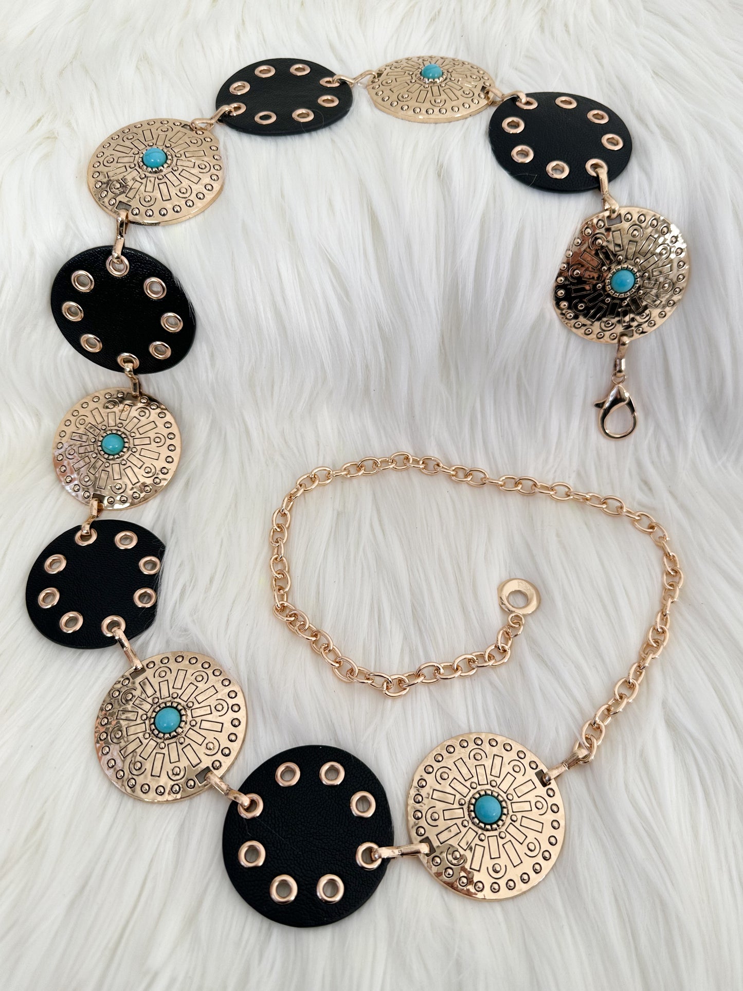 Chain belt with ornamental details - gold and black