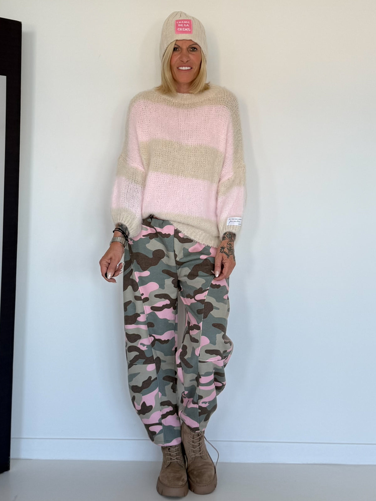 Cozy striped sweater - beige-rose