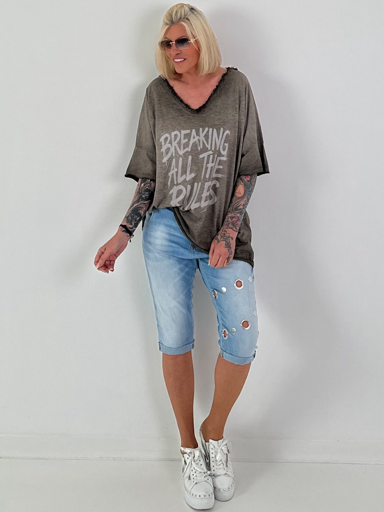 Oversized Shirt Breaking Rules - schoko