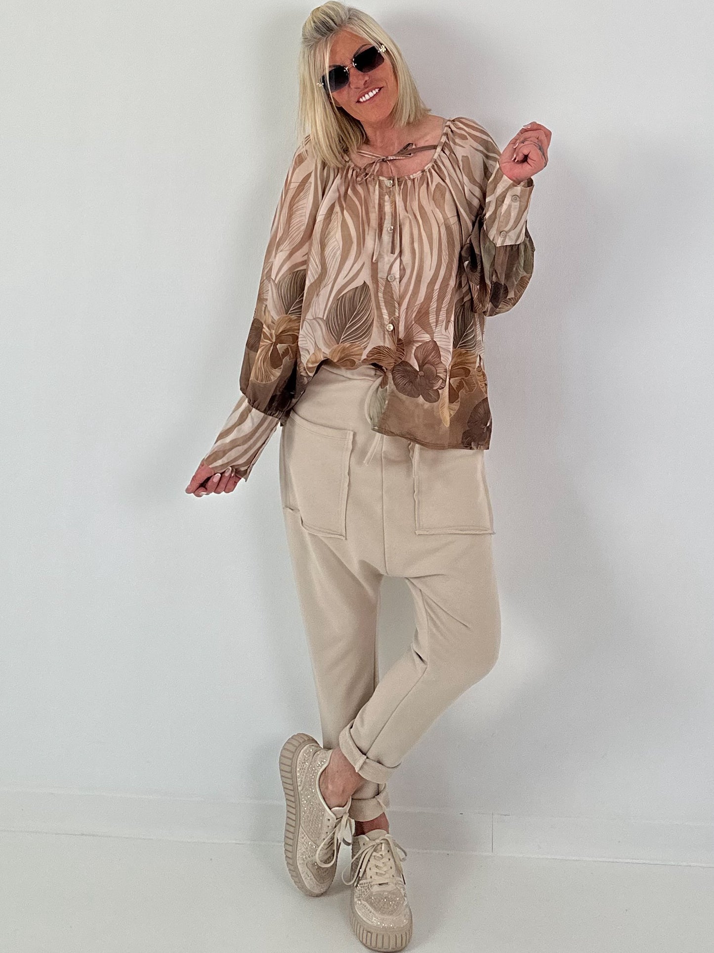 Blouse with long cuffs - cream-beige-multicolored