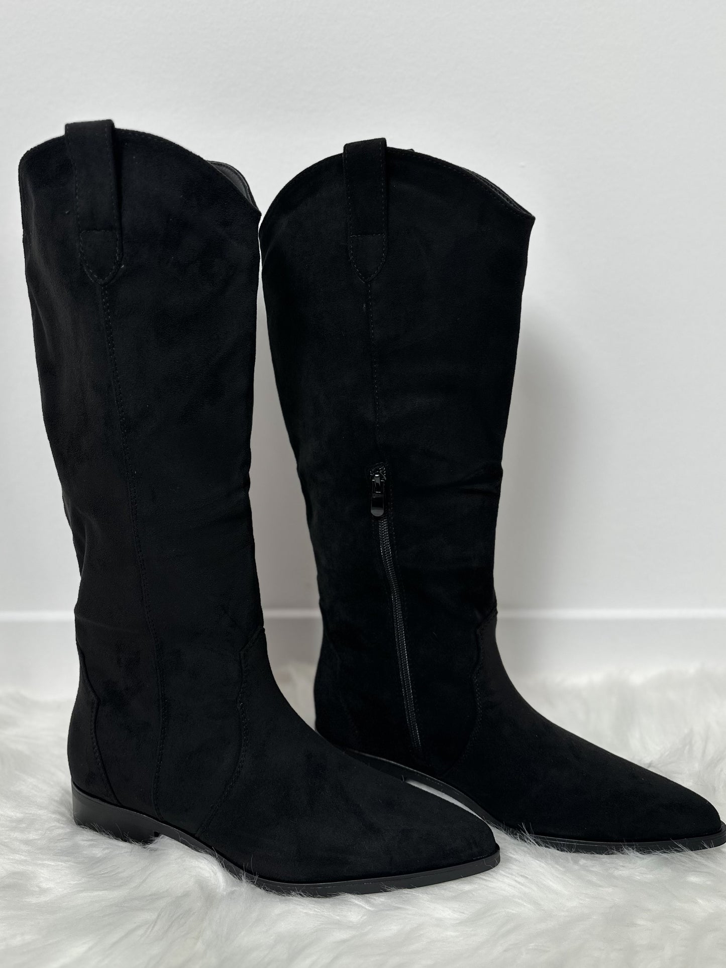 Boots model "Noble Line" - black