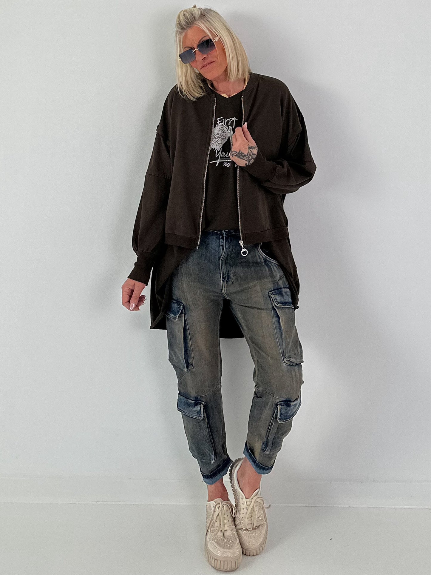 Jacke mit Rückenprint - mokka