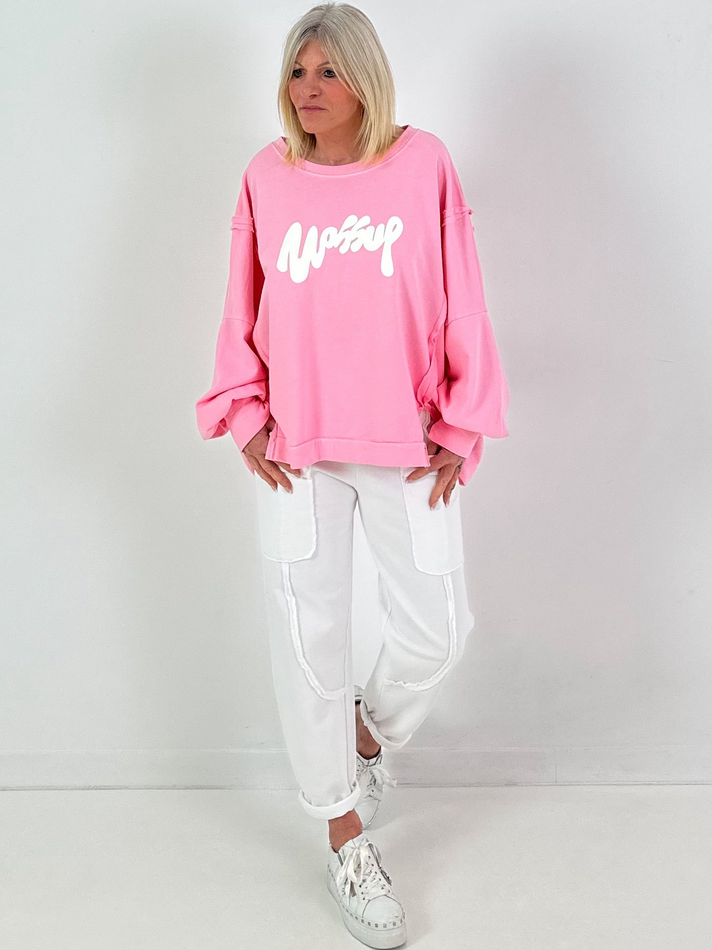 Oversized Sweatshirt Modell "Wassup" - rosa