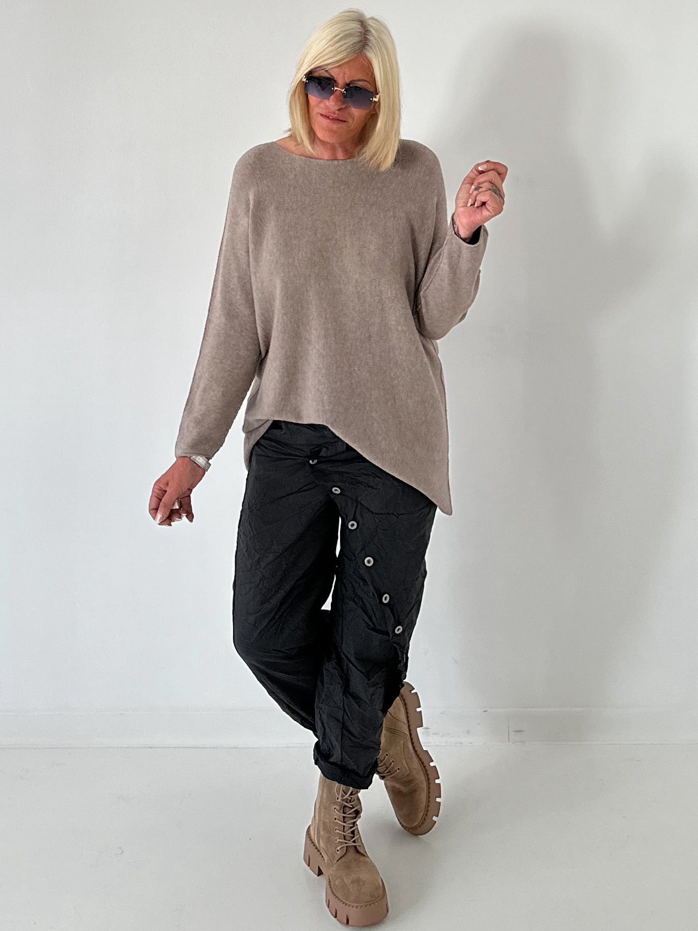Weicher oversized Basic Pullover - taupe
