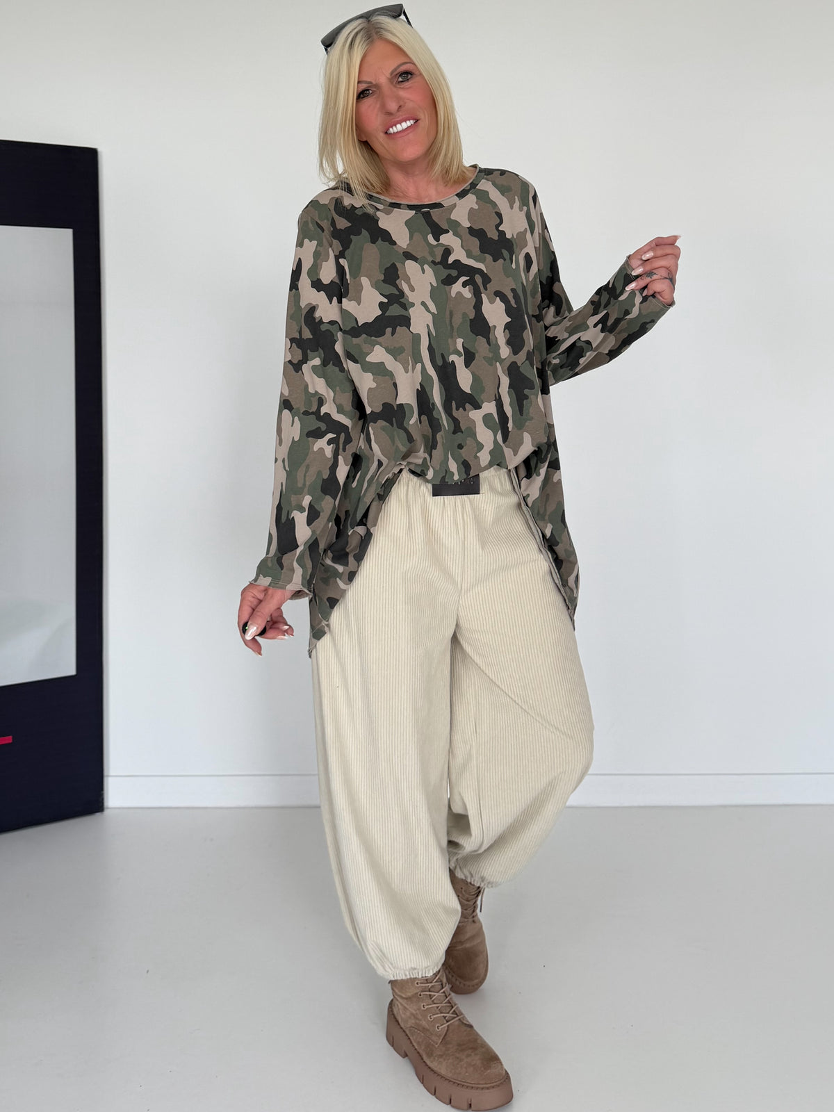Shirt im Allover-Camouflage-Look - beige-mehrfarbig