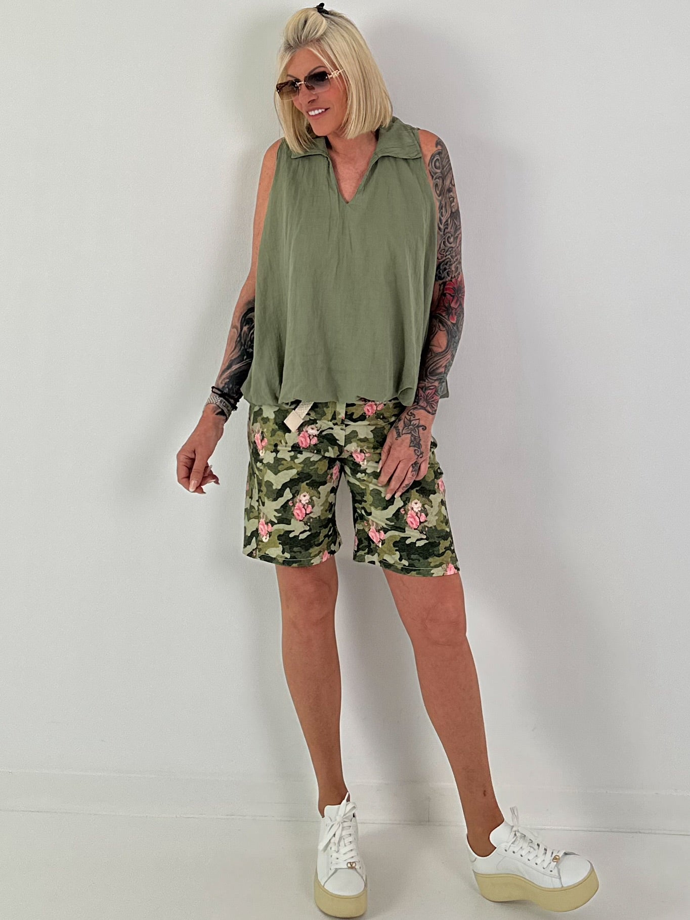 Ballon Blusen Top mit V-Neck - khaki