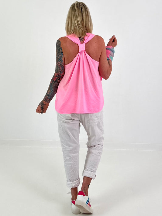Top mit Rückenausschnitt - neonpink