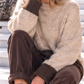 Pullover mit Kontrastsaum - camel-mokka
