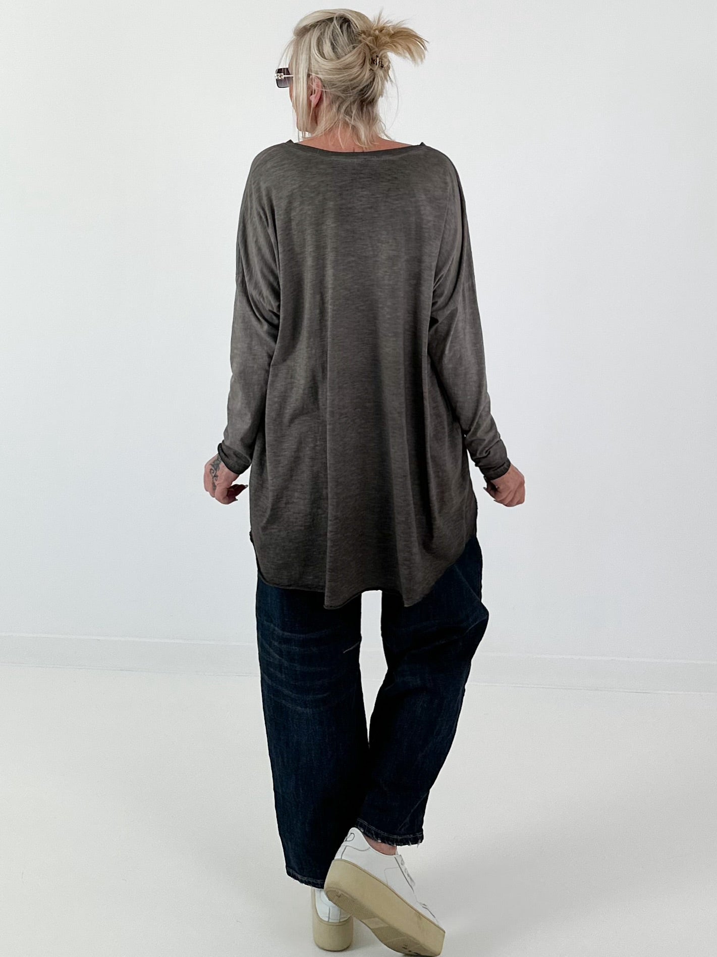 Oversized shirt with leopard print and rhinestone details - mocha