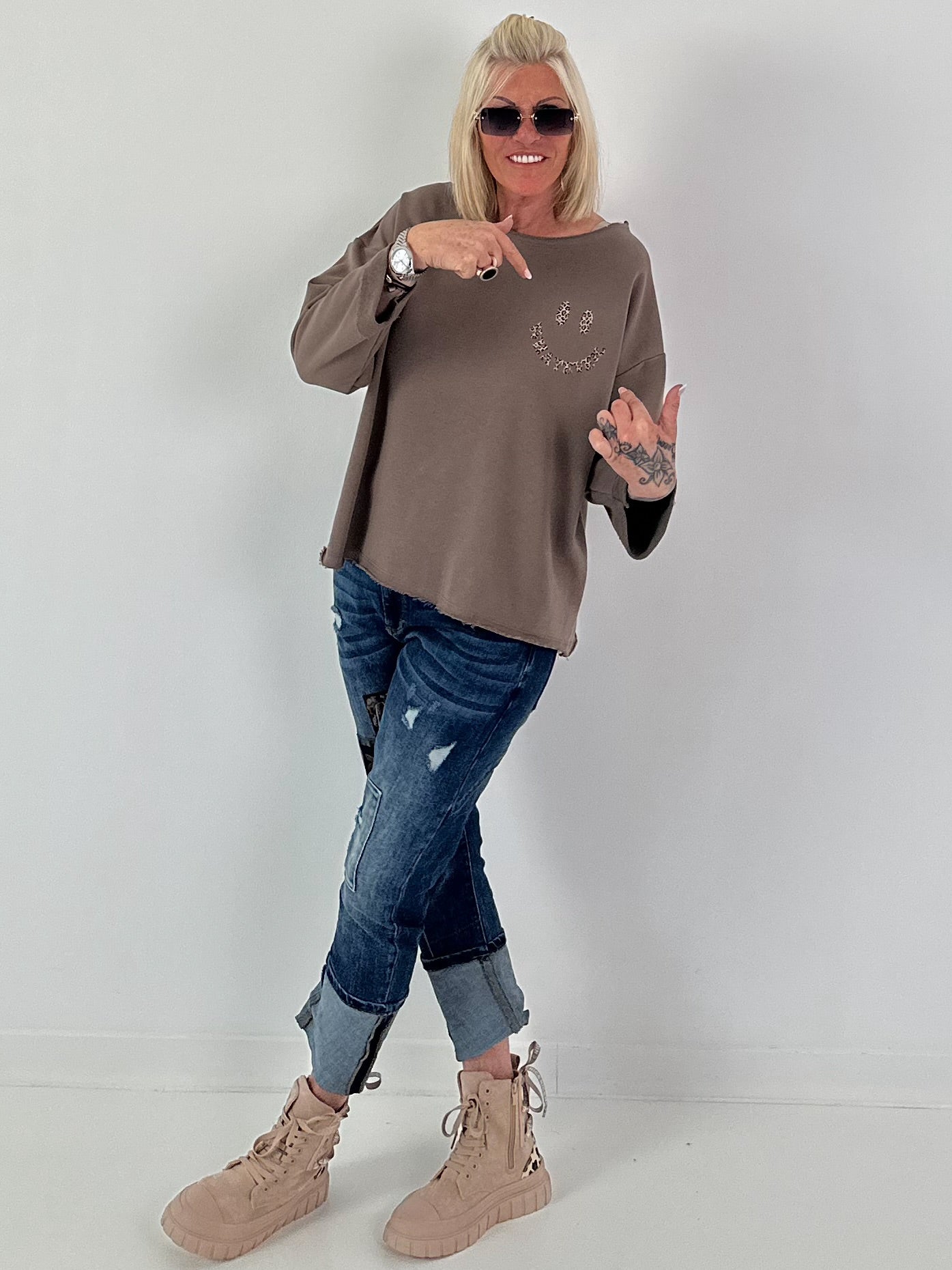 Sweatshirt mit Leo-Print - taupe