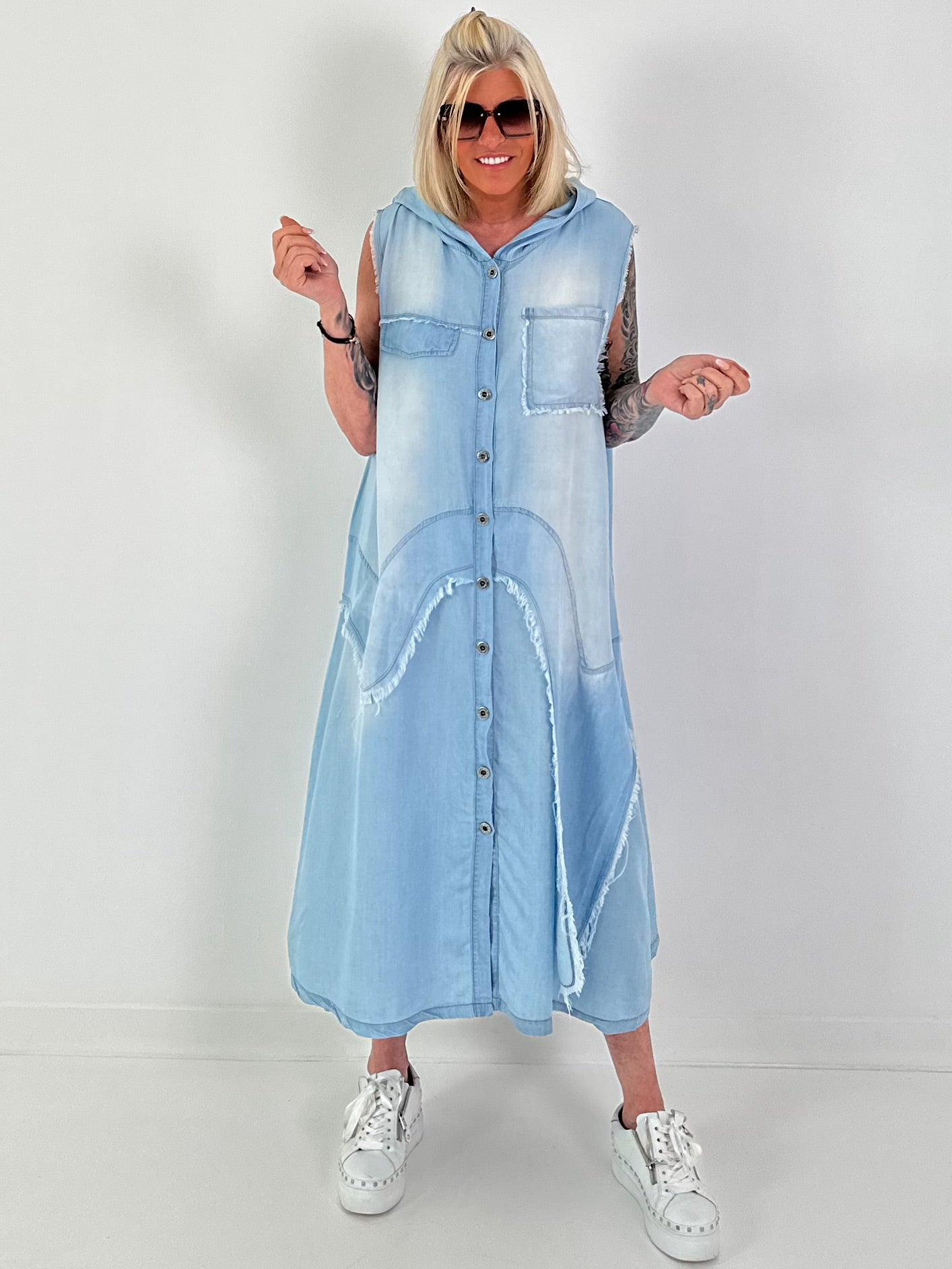 Hooded denim dress - light blue