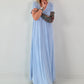 Maxi Kleid mit fransigen Abschlüssen - hellblau