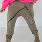 Sweat Baggy mit Strassapplikation - schoko