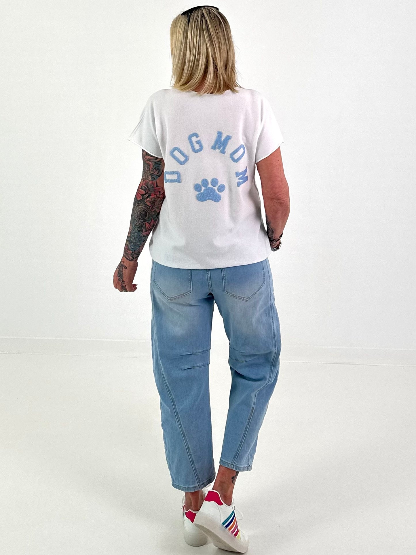 Fine Knit Dog Mom Shirt - white