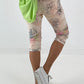 Capri Hose Allover-Print mit floralen Elementen - beige-mehrfarbig