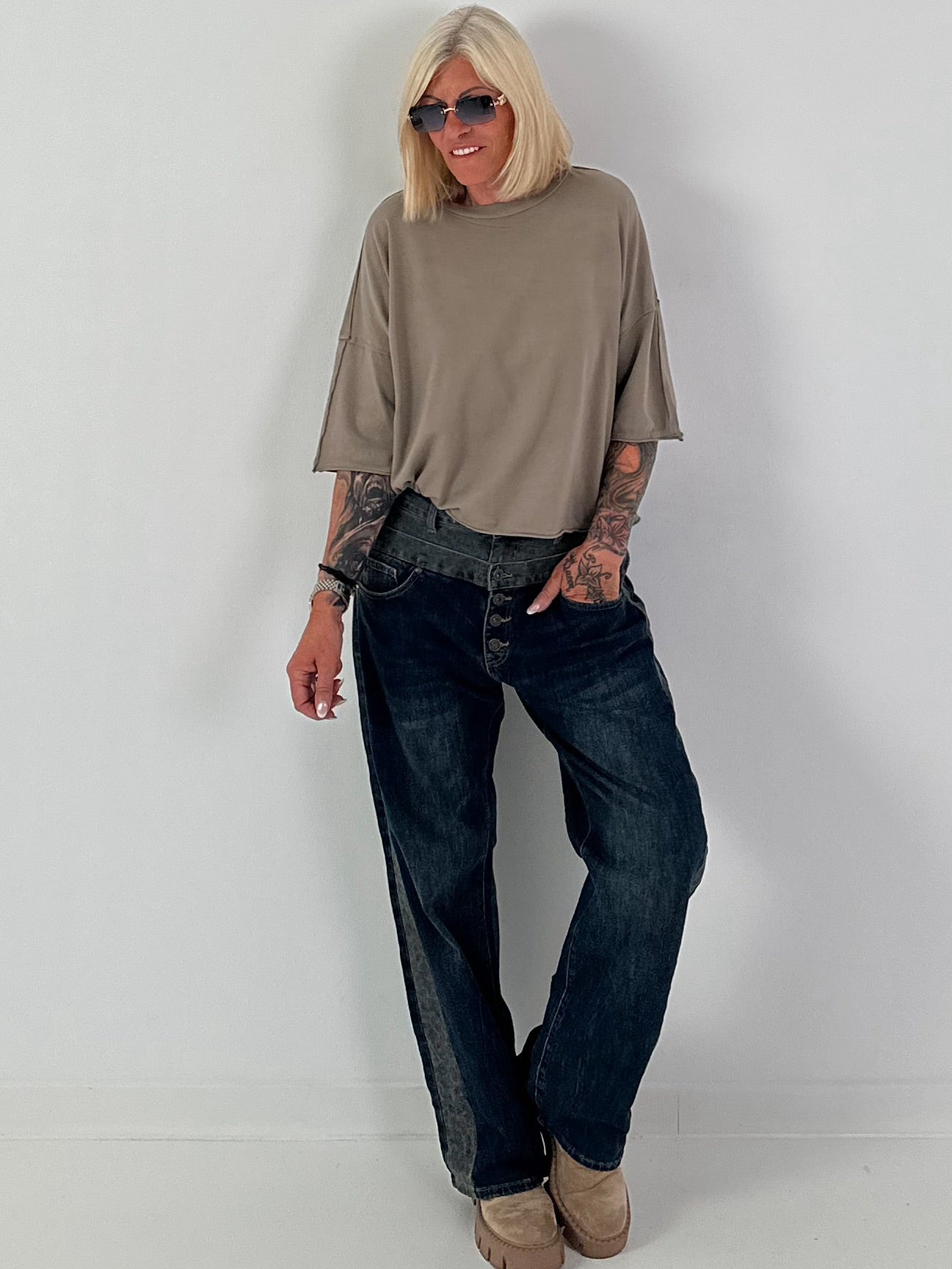 Shirt mit halben Arm und stylischen Außennähten - taupe
