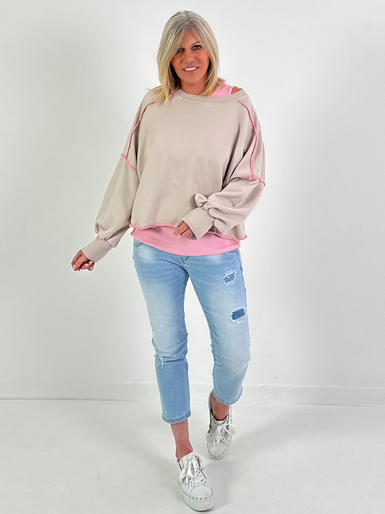 Sweater model "Color Whisper" - beige