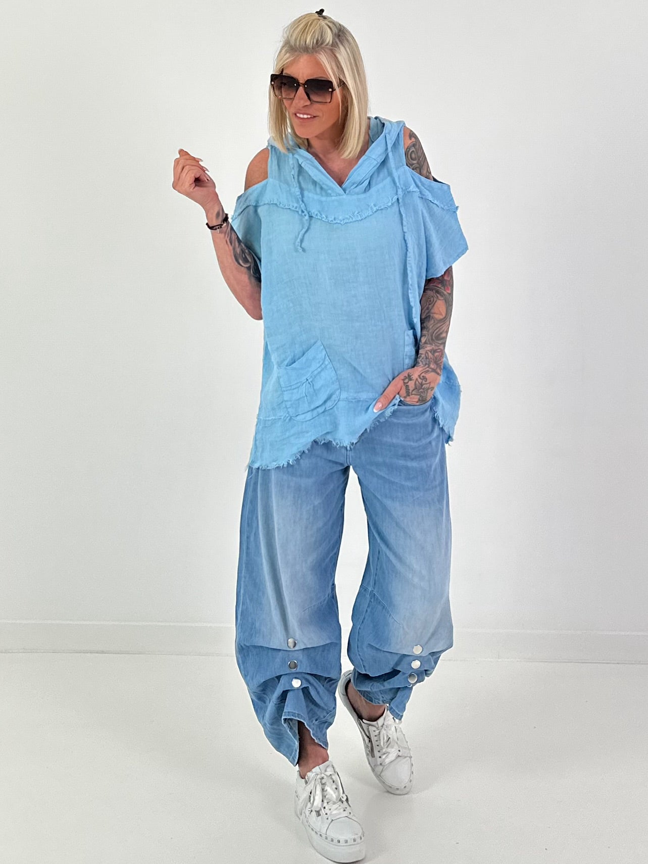 Linen shirt with off-shoulder cut-outs - light blue
