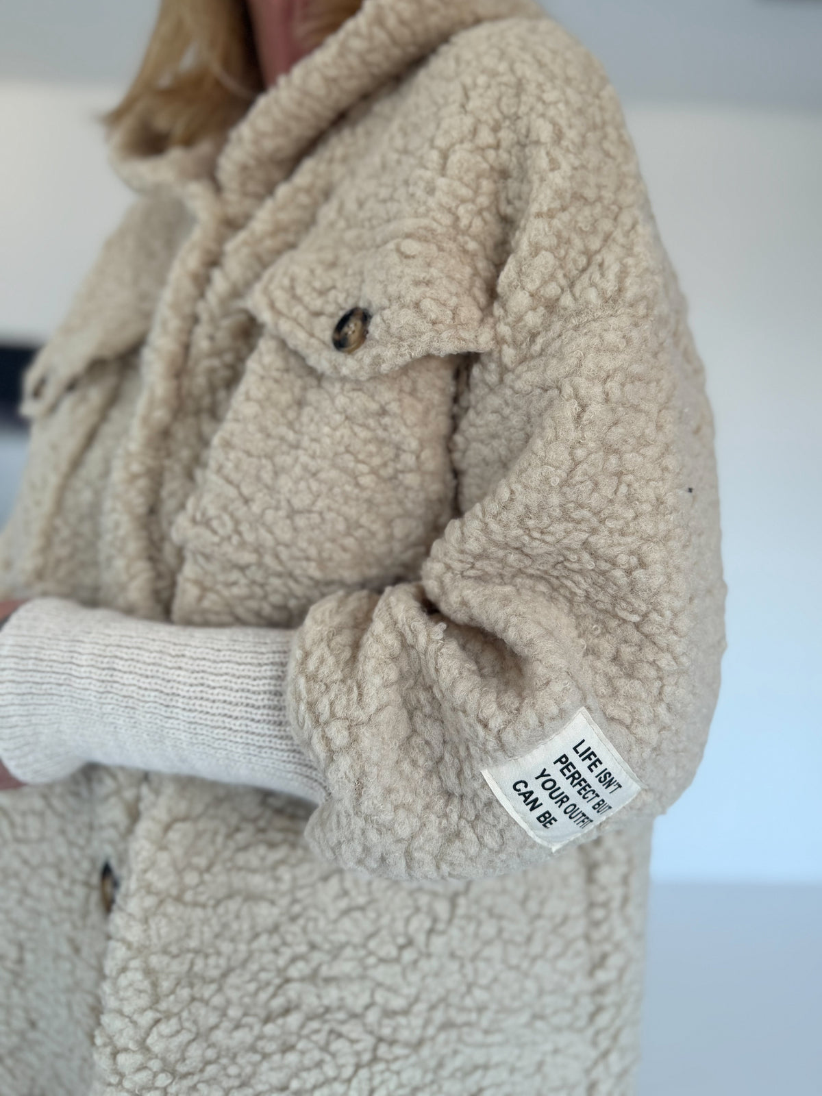 Teddymantel met mouwen met omslag - beige