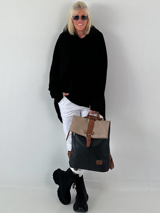 Lässiger Long Hoodie mit Daumenloch - schwarz ( lieferbar ab ca. 16.07.26)