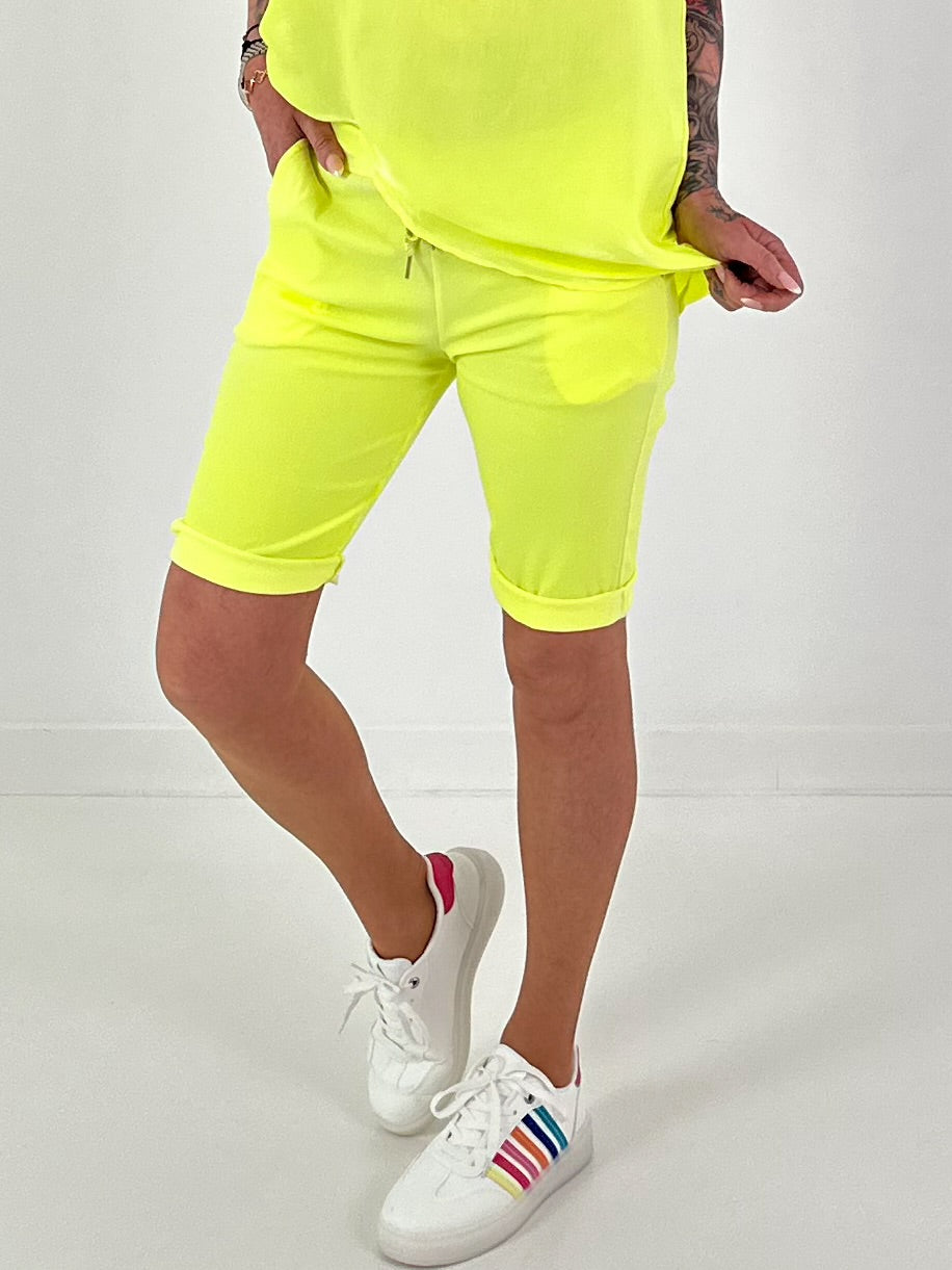 Kurze Hose mit Bindeband - neongelb