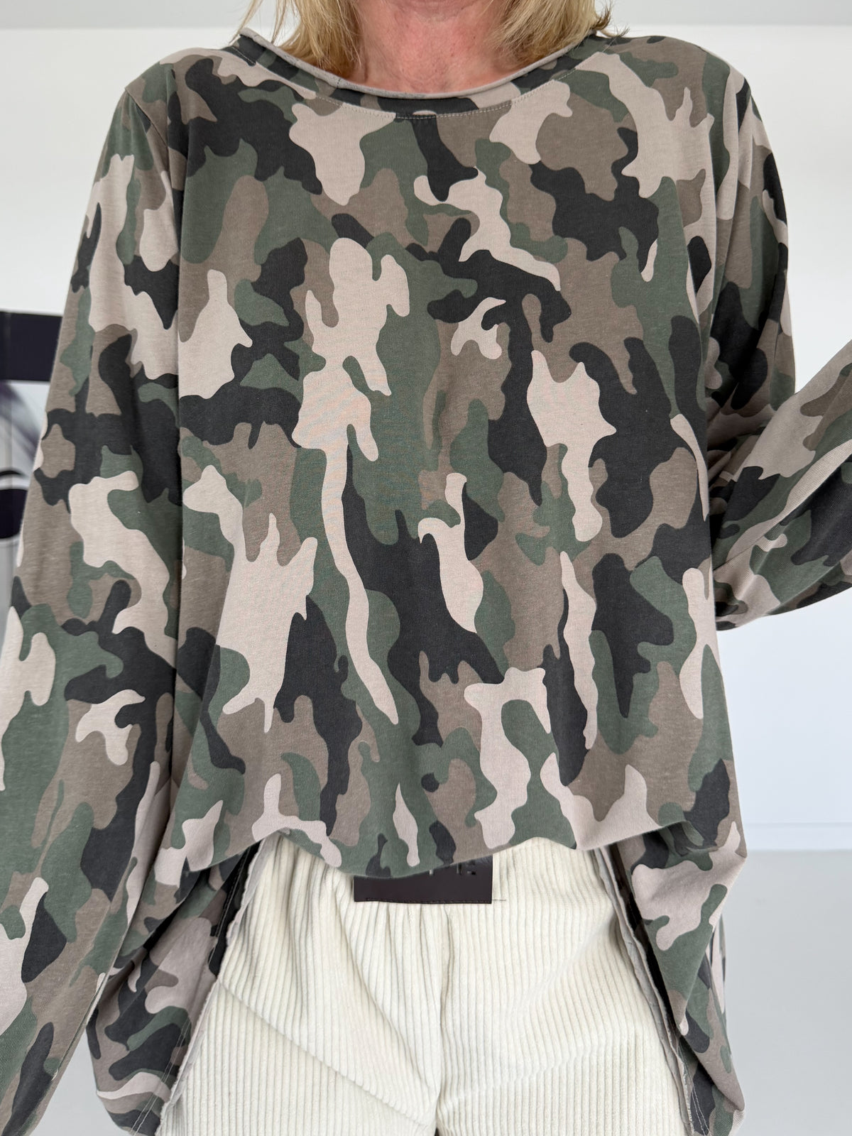 Shirt im Allover-Camouflage-Look - beige-mehrfarbig