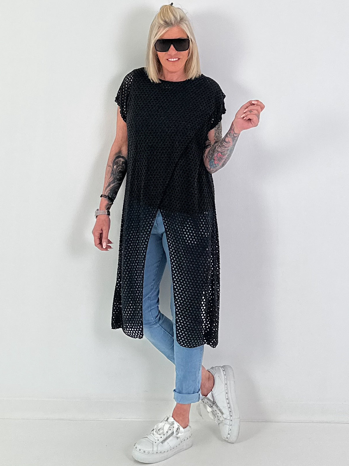 Mesh shirt with overlapping hole pattern - black